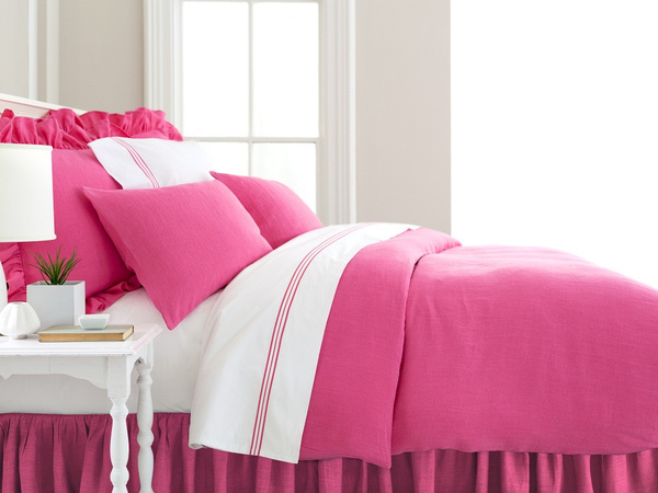 Luachonbomauhoanhaochophongngunutinh2a201512031639480919 Cùng nhìn qua những màu sắc kết hợp hoàn hảo với màu hồng cho phòng ngủ nữ tính